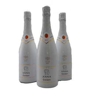 Familia Oliveda Cava Brut Rosat Reserva Girona Cataluña España